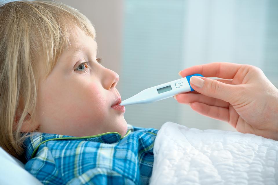 может ли аллергия давать температуру у ребенка