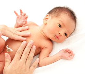 массаж новорожденного